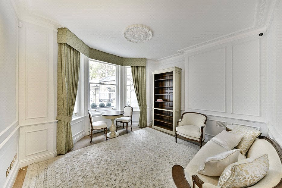 2 bedroom flat, Elm Park Road, Chelsea SW3
