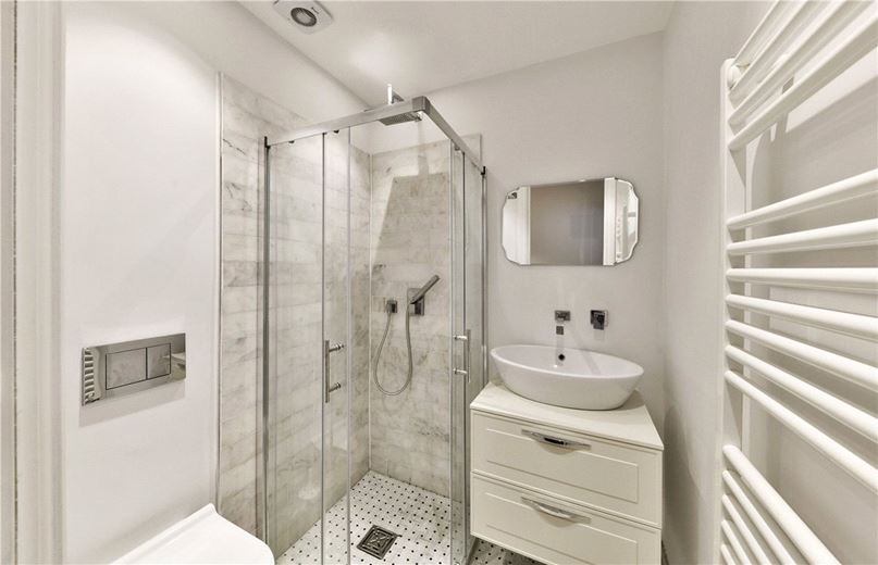 2 bedroom flat, Elm Park Road, Chelsea SW3