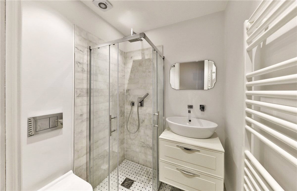 2 bedroom flat, Elm Park Road, Chelsea SW3