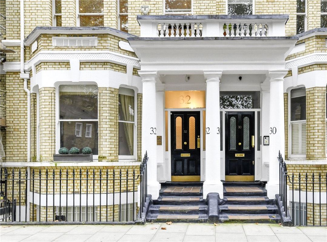 2 bedroom flat, Elm Park Road, Chelsea SW3
