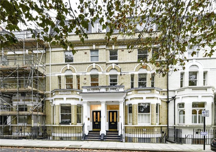 2 bedroom flat, Elm Park Road, Chelsea SW3