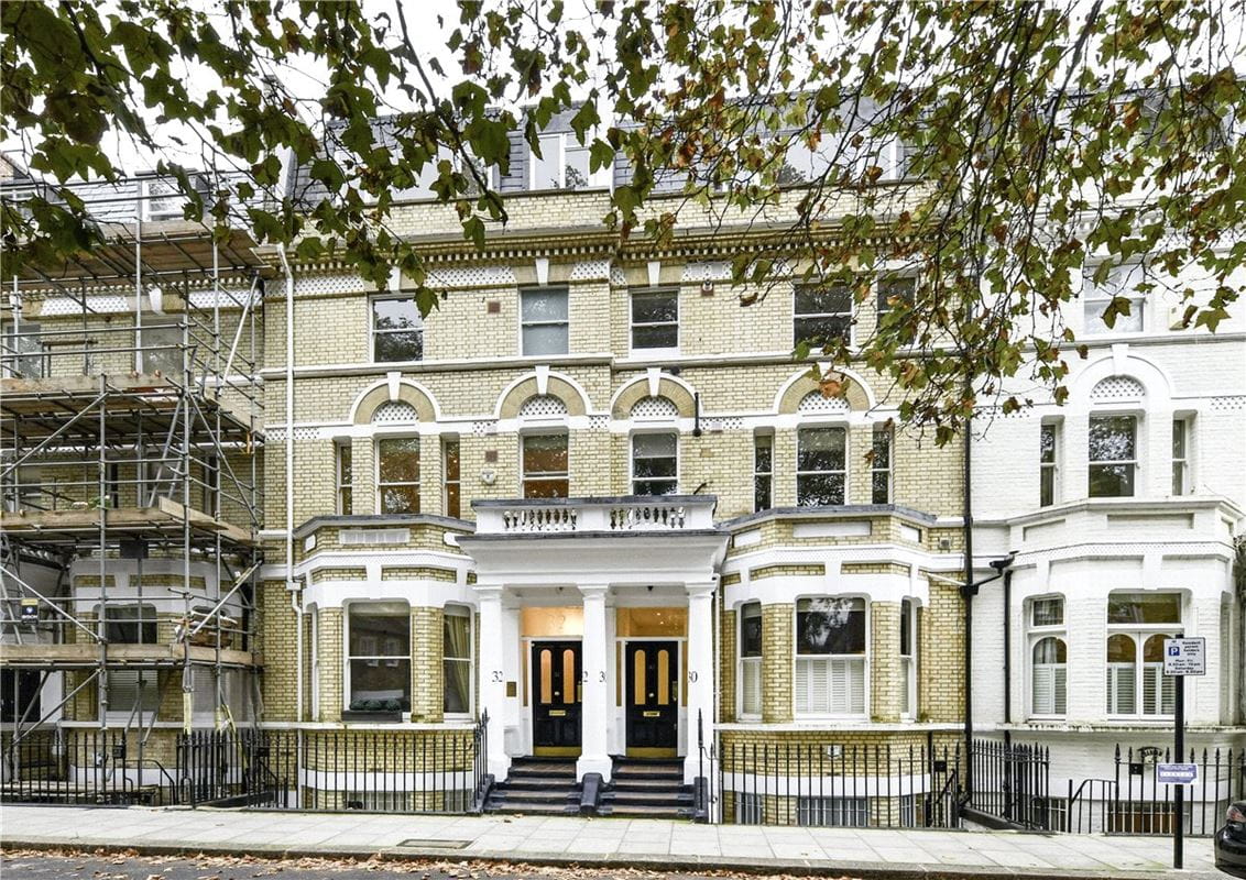 2 bedroom flat, Elm Park Road, Chelsea SW3