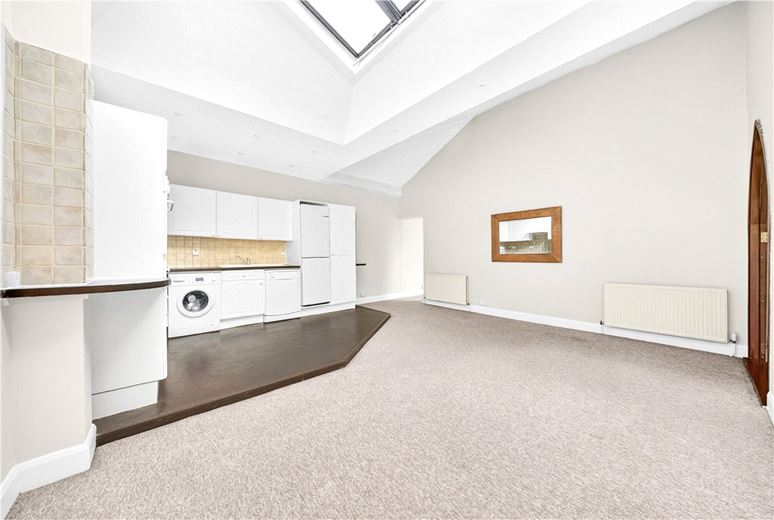 1 bedroom flat, Thurloe Place Mews, South Kensington SW7 - Available