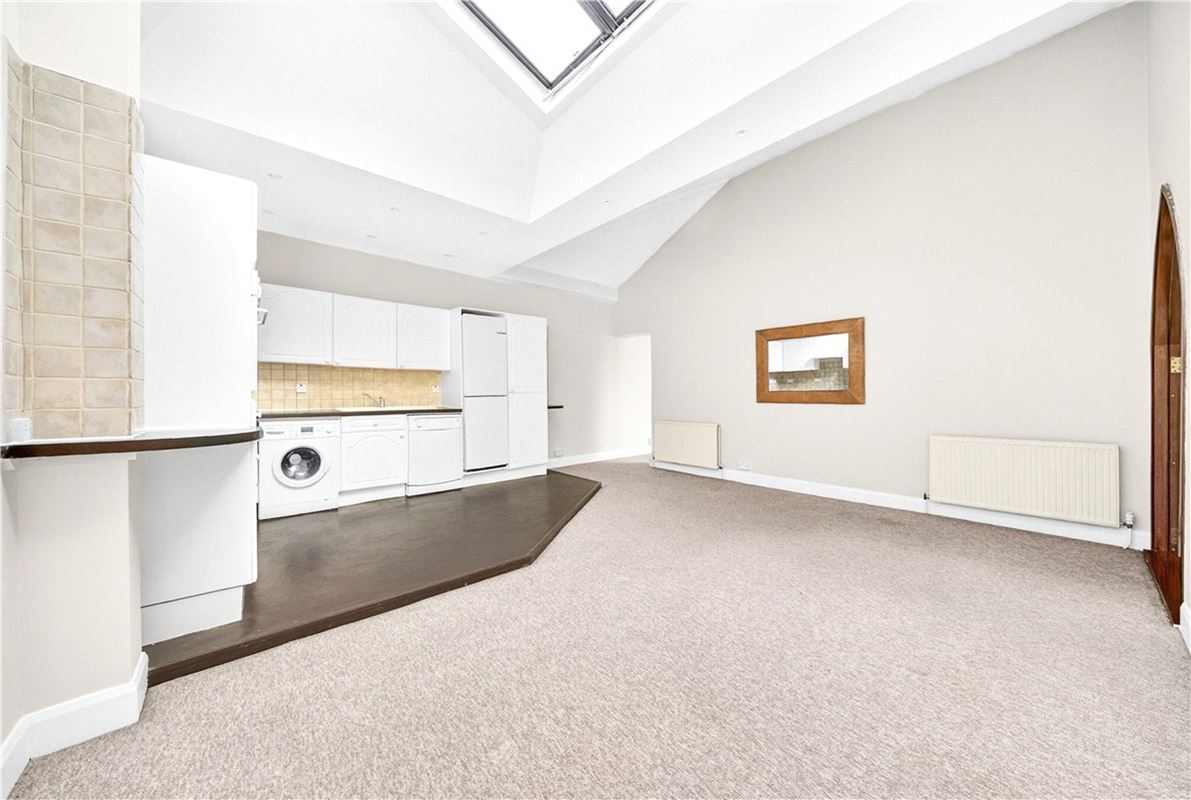 1 bedroom flat, Thurloe Place Mews, South Kensington SW7 - Available