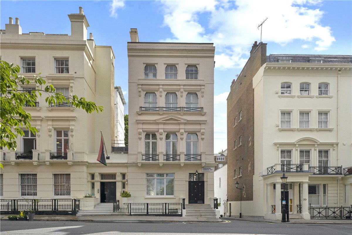 6 bedroom house, Ennismore Gardens, Knightsbridge SW7 - Available