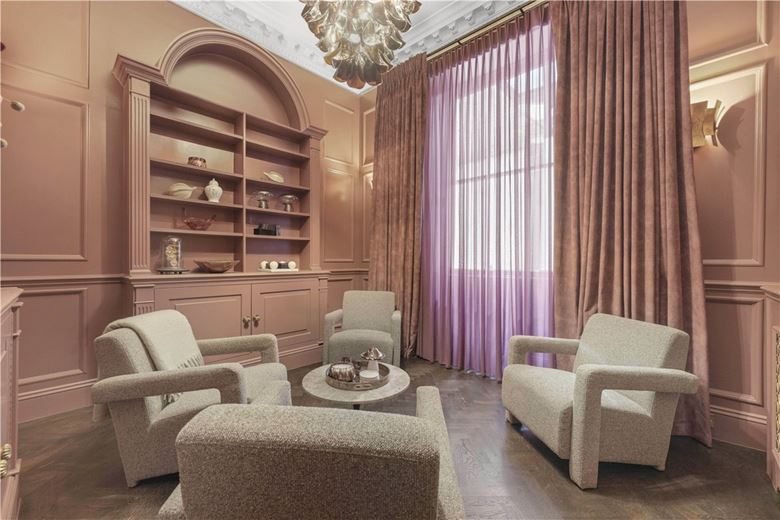 6 bedroom house, Ennismore Gardens, Knightsbridge SW7 - Available