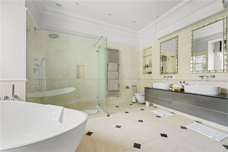 6 bedroom house, Ennismore Gardens, Knightsbridge SW7 - Available
