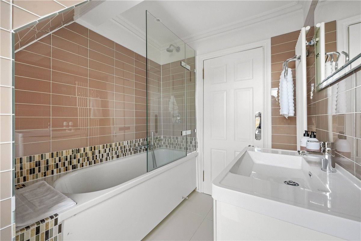 6 bedroom house, Ennismore Gardens, Knightsbridge SW7 - Available