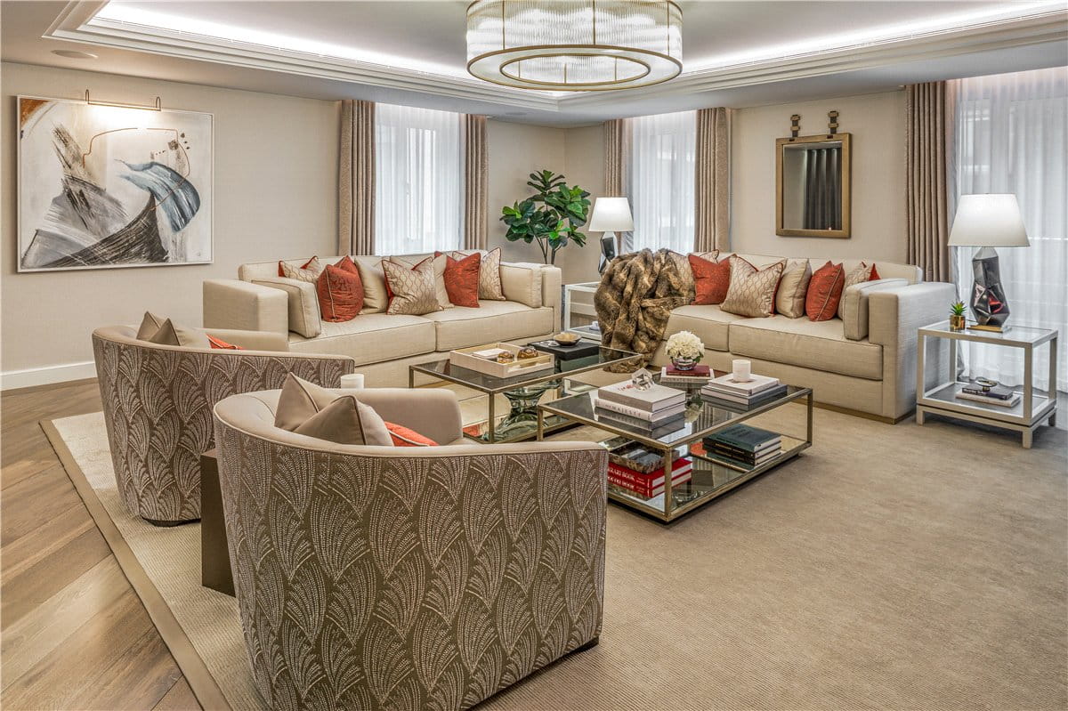 2 bedroom flat, Lancelot Place, Knightsbridge SW7 - Available