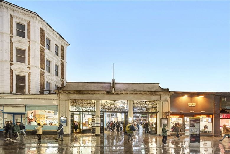 4 bedroom maisonette, Egerton Gardens, Knightsbridge SW3 - Available