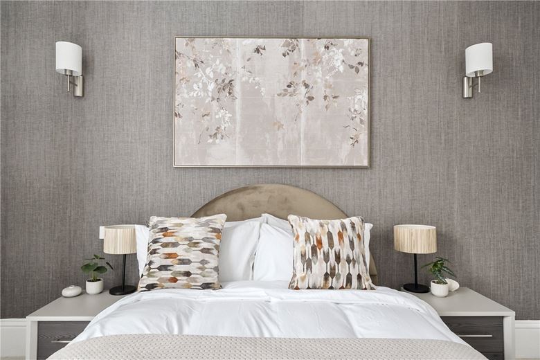 4 bedroom flat, Southwell Gardens, South Kensington SW7 - Available