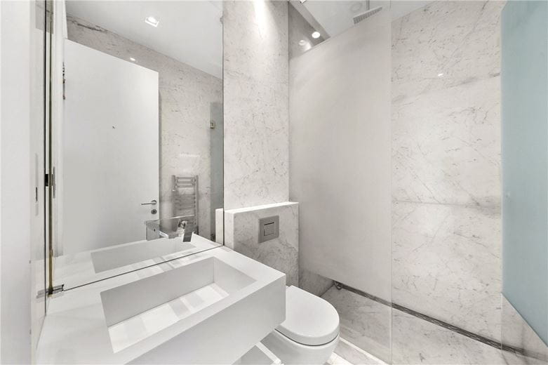 3 bedroom flat, The Little Boltons, Chelsea SW5 - Available