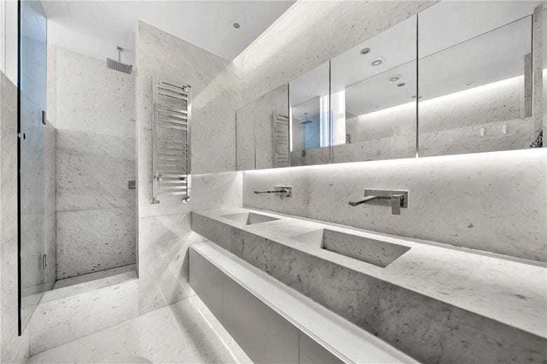 3 bedroom flat, The Little Boltons, Chelsea SW5 - Available