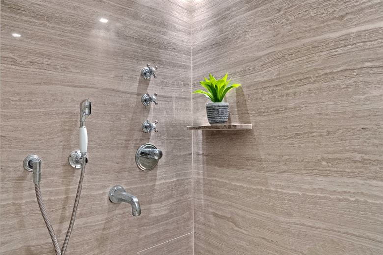 4 bedroom flat, Kingston House South, Ennismore Gardens SW7 - Available