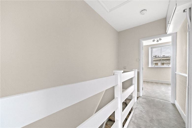 2 bedroom flat, Thurloe Street, South Kensington SW7 - Available