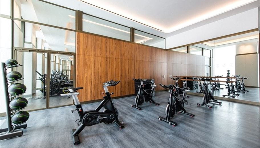 1 bedroom flat, Edgware Road, London W2 - Available