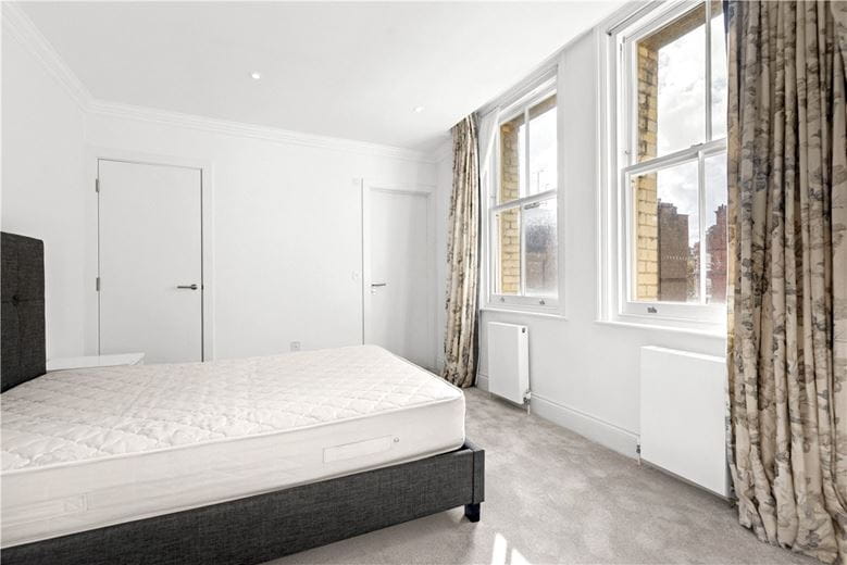 1 bedroom flat, Egerton Gardens Mews, Knightsbridge SW3