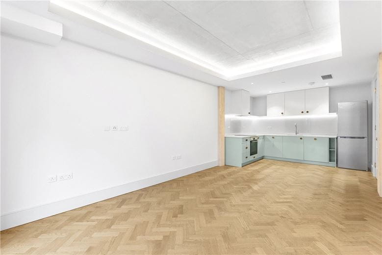 1 bedroom flat, Latimer Road, North Kensington W10 - Available