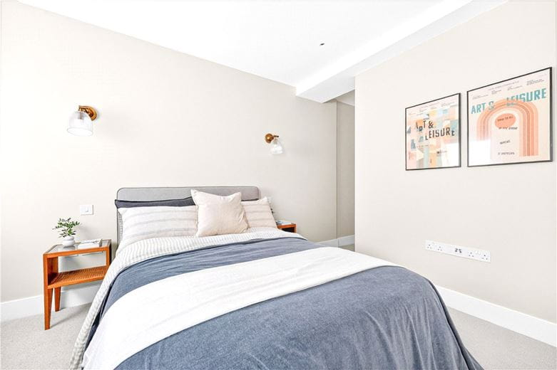 2 bedroom flat, Thurloe Place Mews, South Kensington SW7 - Available