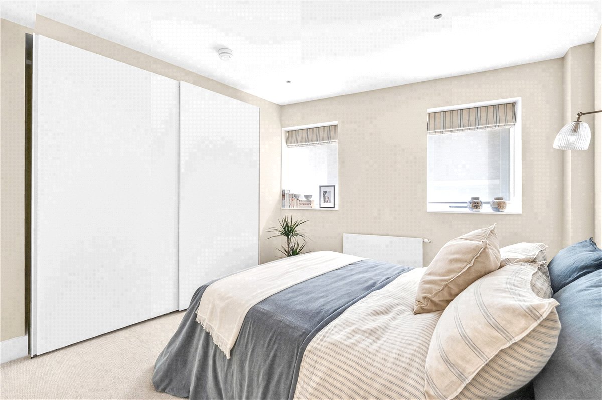 2 bedroom flat, Thurloe Place Mews, South Kensington SW7 - Available