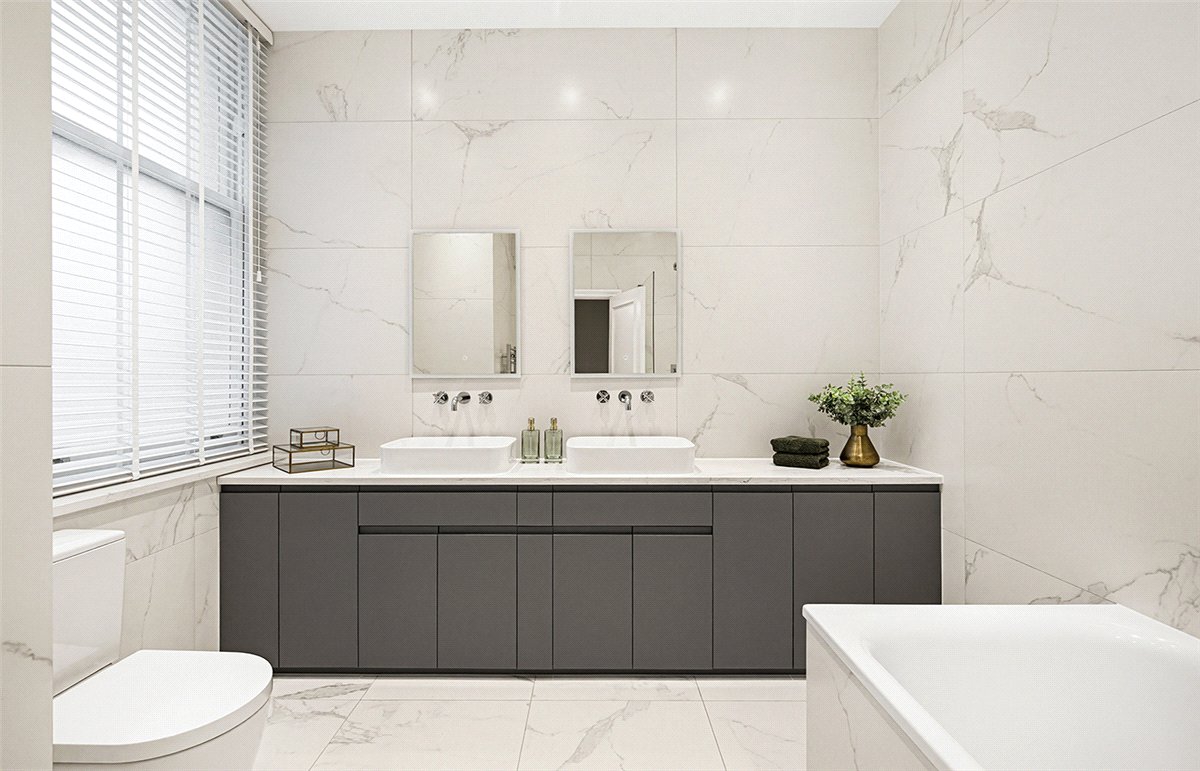 4 bedroom flat, Gloucester Road, South Kensington SW7 - Available