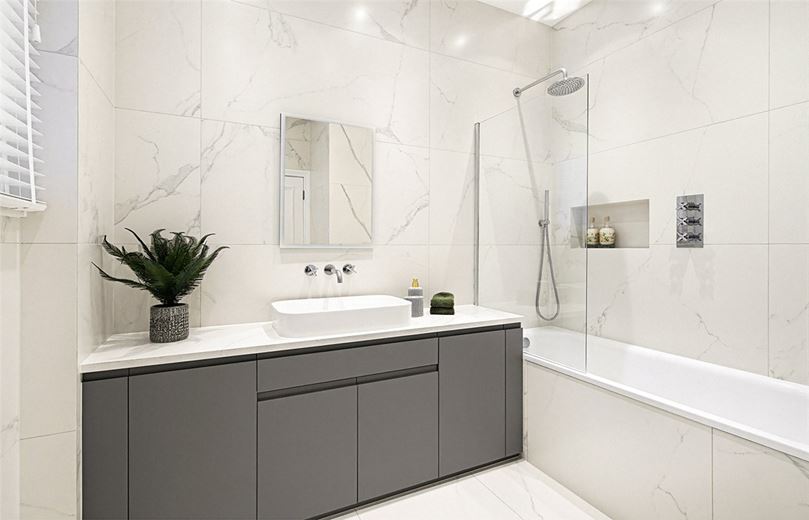 4 bedroom flat, Gloucester Road, South Kensington SW7 - Available