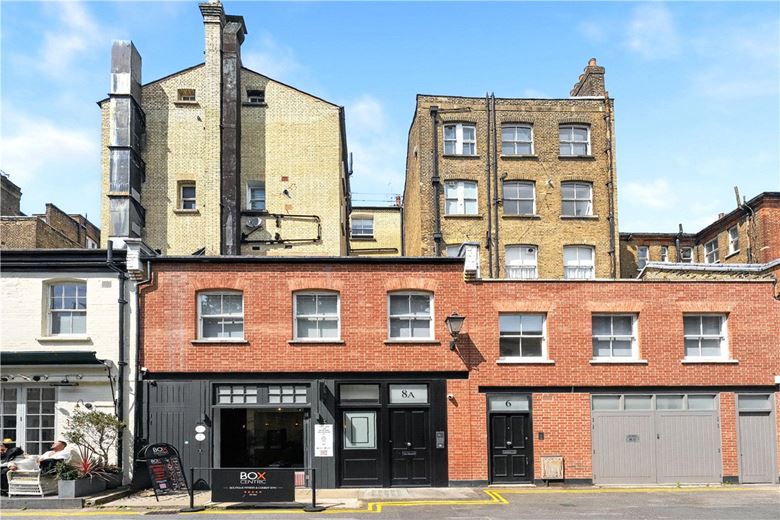 1 bedroom flat, Egerton Gardens Mews, Knightsbridge SW3 - Available