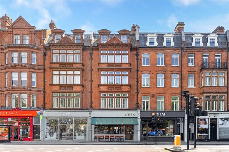 1 bedroom flat, Egerton Gardens Mews, Knightsbridge SW3 - Available
