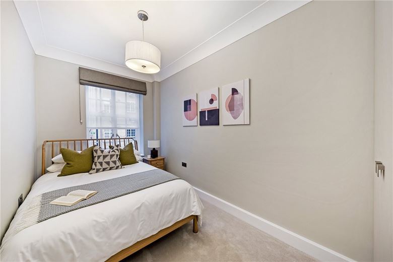 2 bedroom , Stafford Court, Kensington High Street W8 - Available
