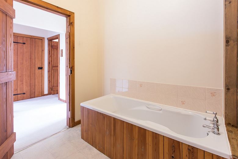 3 bedroom house, Brunton, Collingbourne Kingston SN8 - Let Agreed