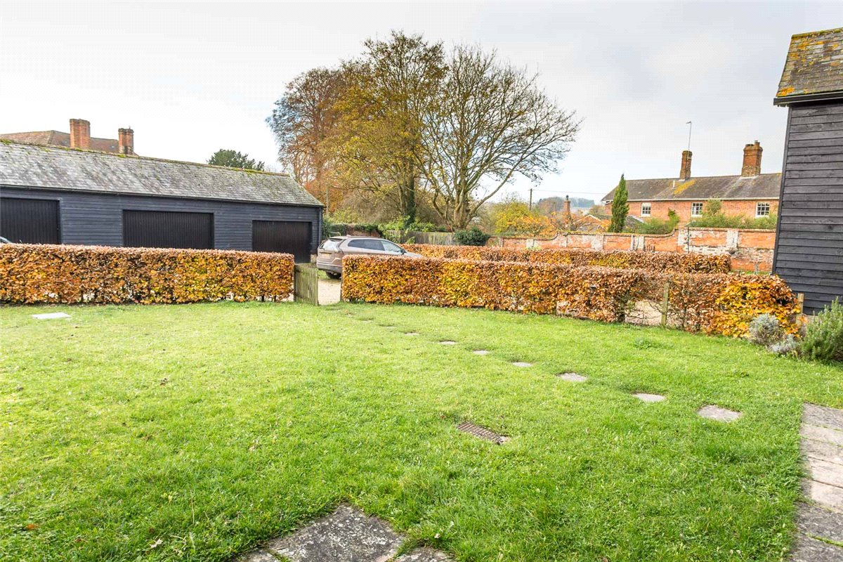 3 bedroom house, Brunton, Collingbourne Kingston SN8 - Let Agreed