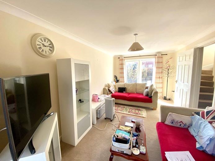 3 bedroom house, Smiths Close, Pewsey SN9 - Available