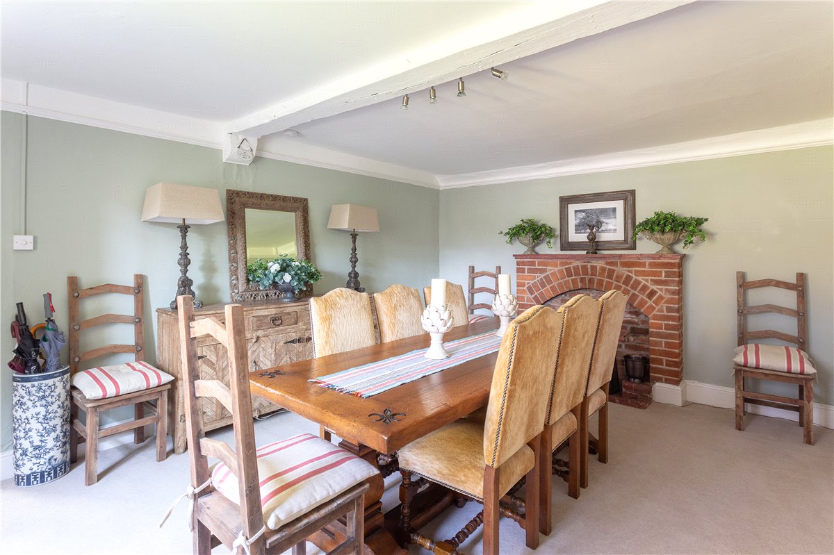 3 bedroom house, Standen Estate, Hungerford RG17 - Let Agreed