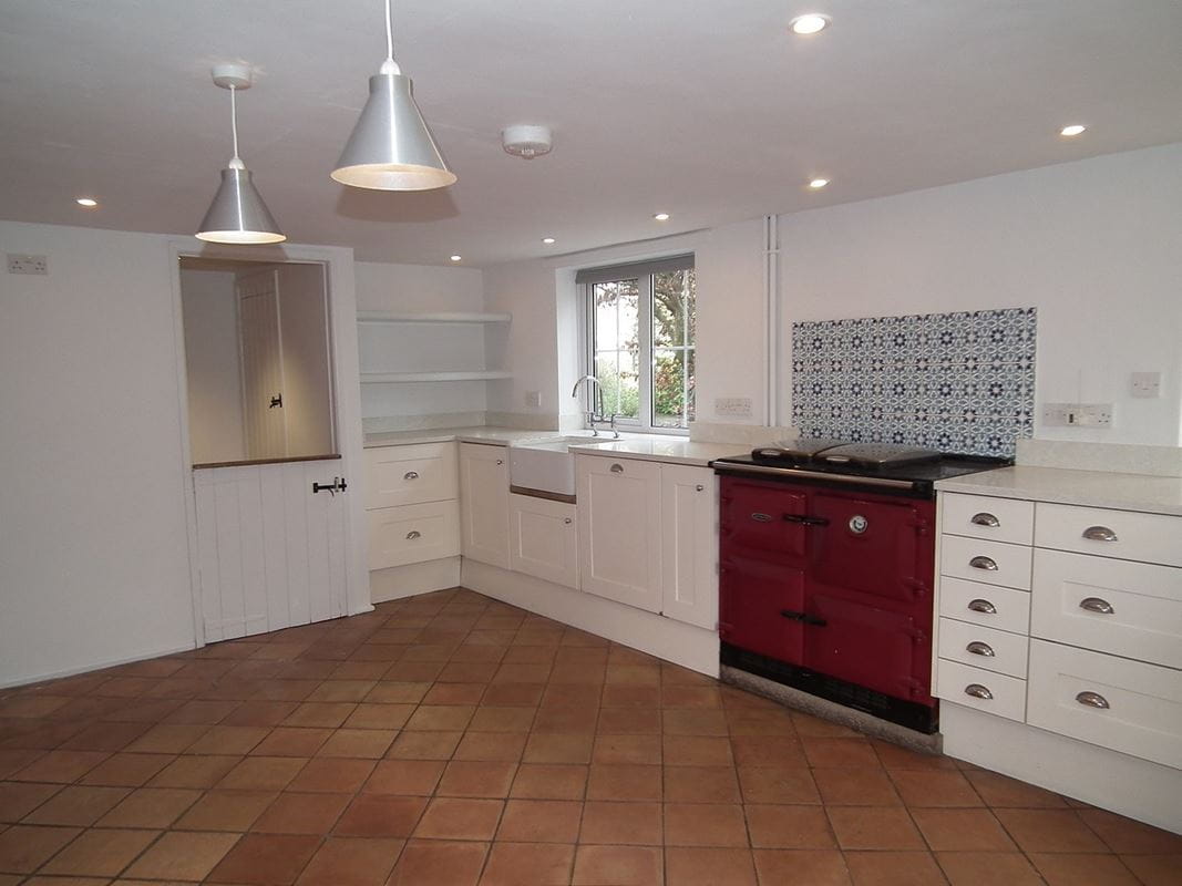 3 bedroom house, Manor Farm Cottages, Etchilhampton SN10