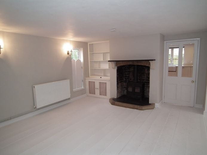 3 bedroom house, Manor Farm Cottages, Etchilhampton SN10