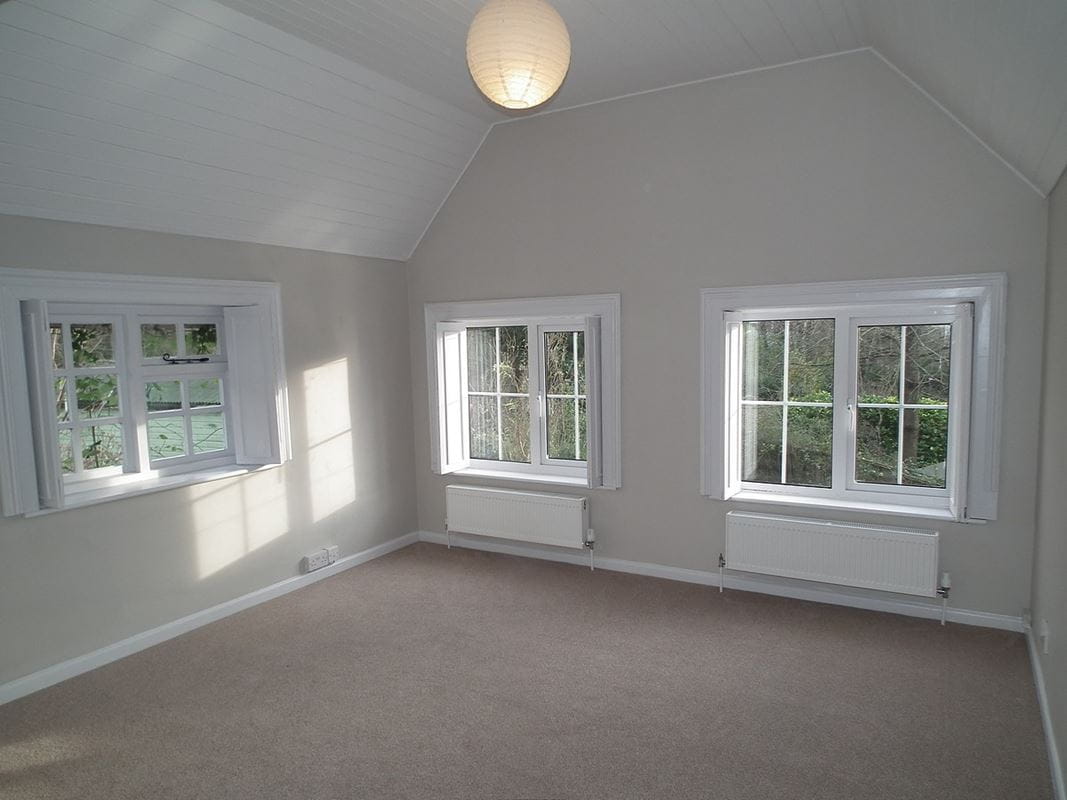 3 bedroom house, Manor Farm Cottages, Etchilhampton SN10