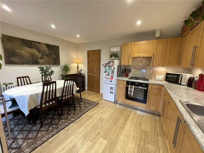 2 bedroom house, Aubrey Close, Marlborough SN8 - Available