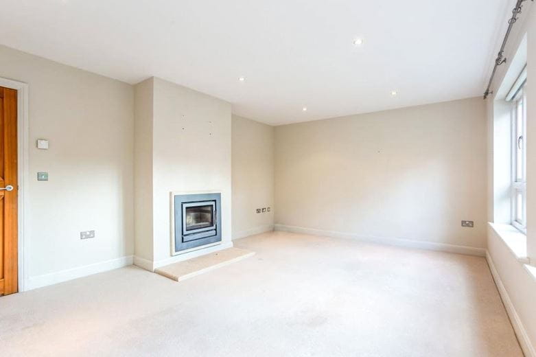 3 bedroom house, Pewsey Road, Rushall SN9