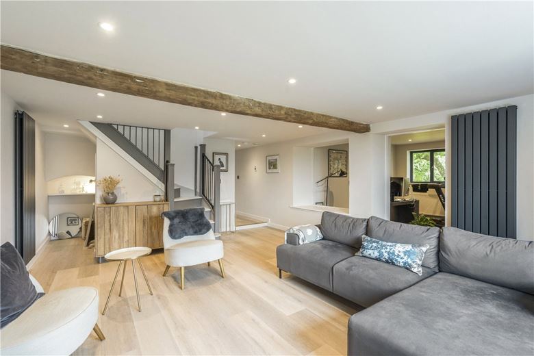 4 bedroom house, West Kennett, Marlborough SN8