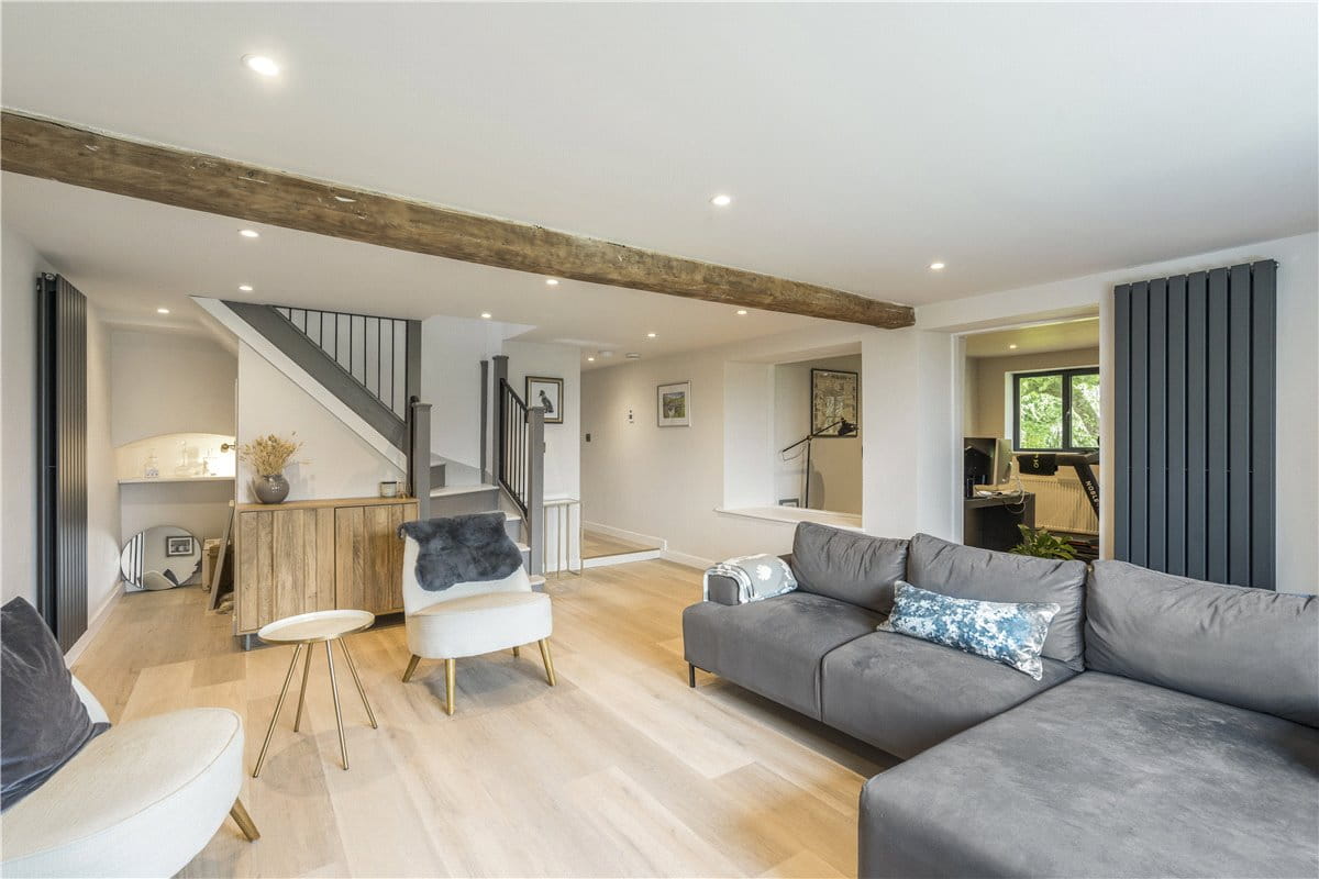 4 bedroom house, West Kennett, Marlborough SN8