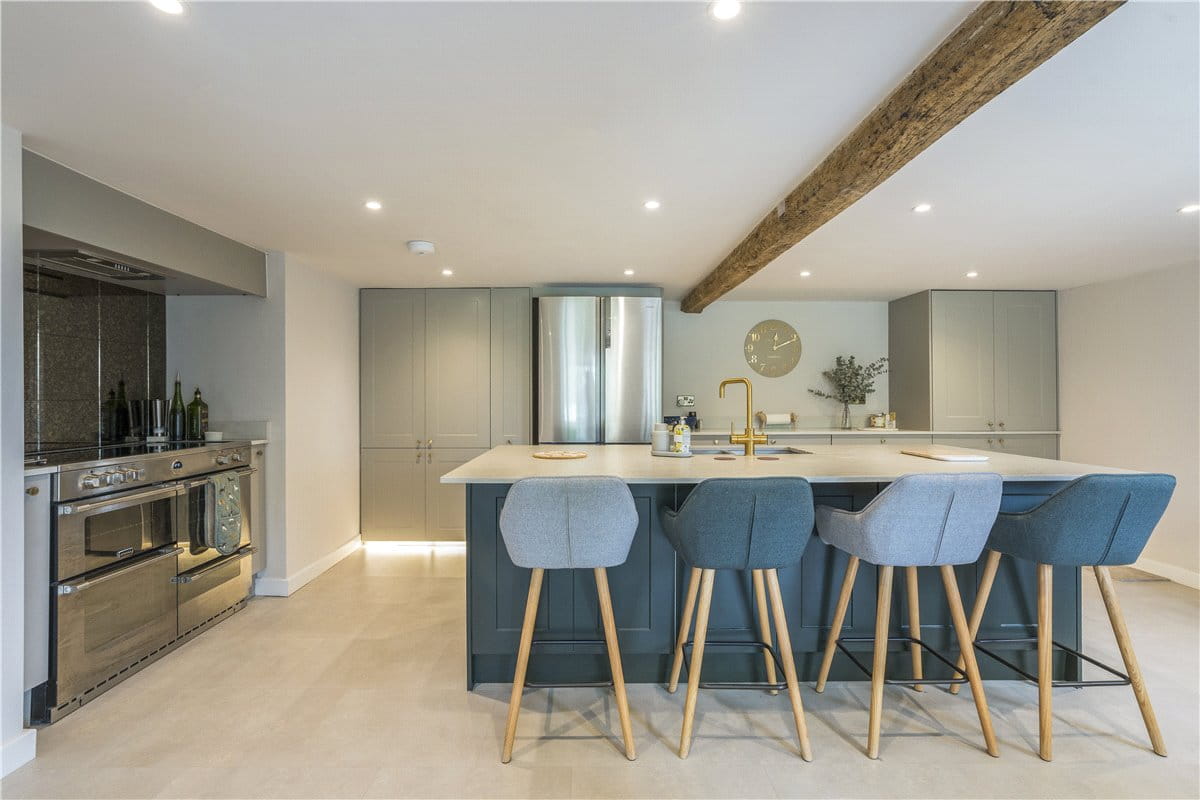 4 bedroom house, West Kennett, Marlborough SN8