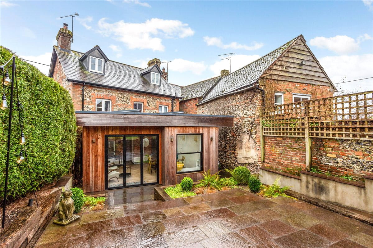 4 bedroom house, Oxford Street, Ramsbury SN8 - Available