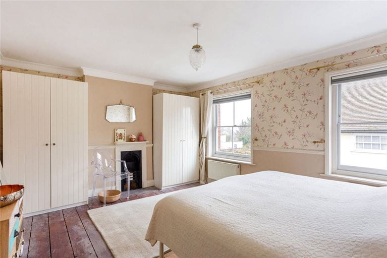 4 bedroom house, Oxford Street, Ramsbury SN8 - Available