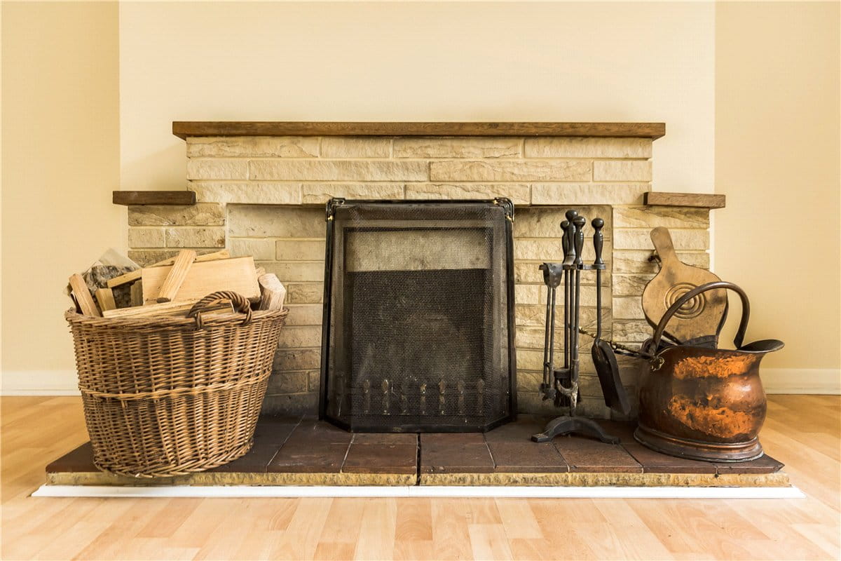 2 bedroom bungalow, Aldbourne Road, Baydon SN8 - Available