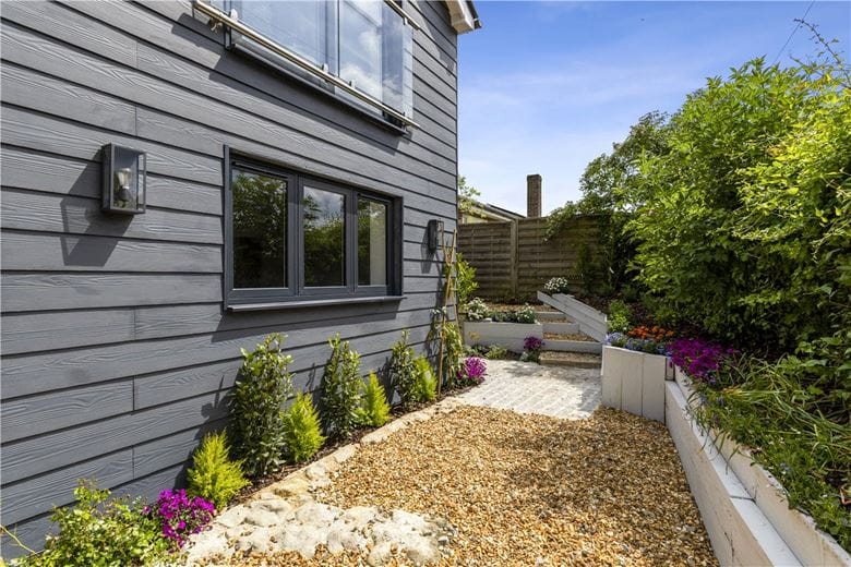 4 bedroom house, High Street, Burbage SN8 - Let Agreed