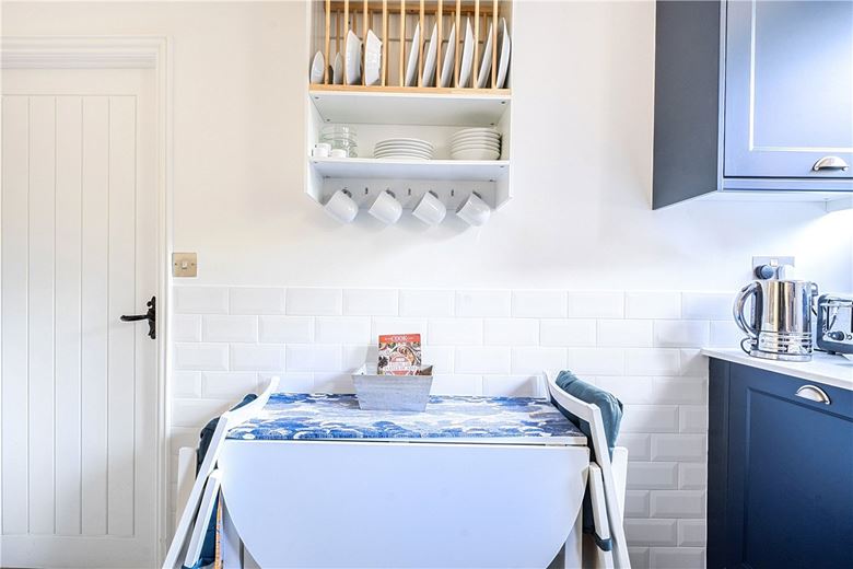 1 bedroom cottage, St. Martins, Marlborough SN8 - Available