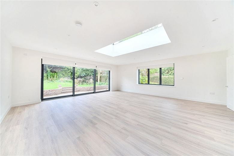 3 bedroom bungalow, Cardigan Road, Marlborough SN8 - Available