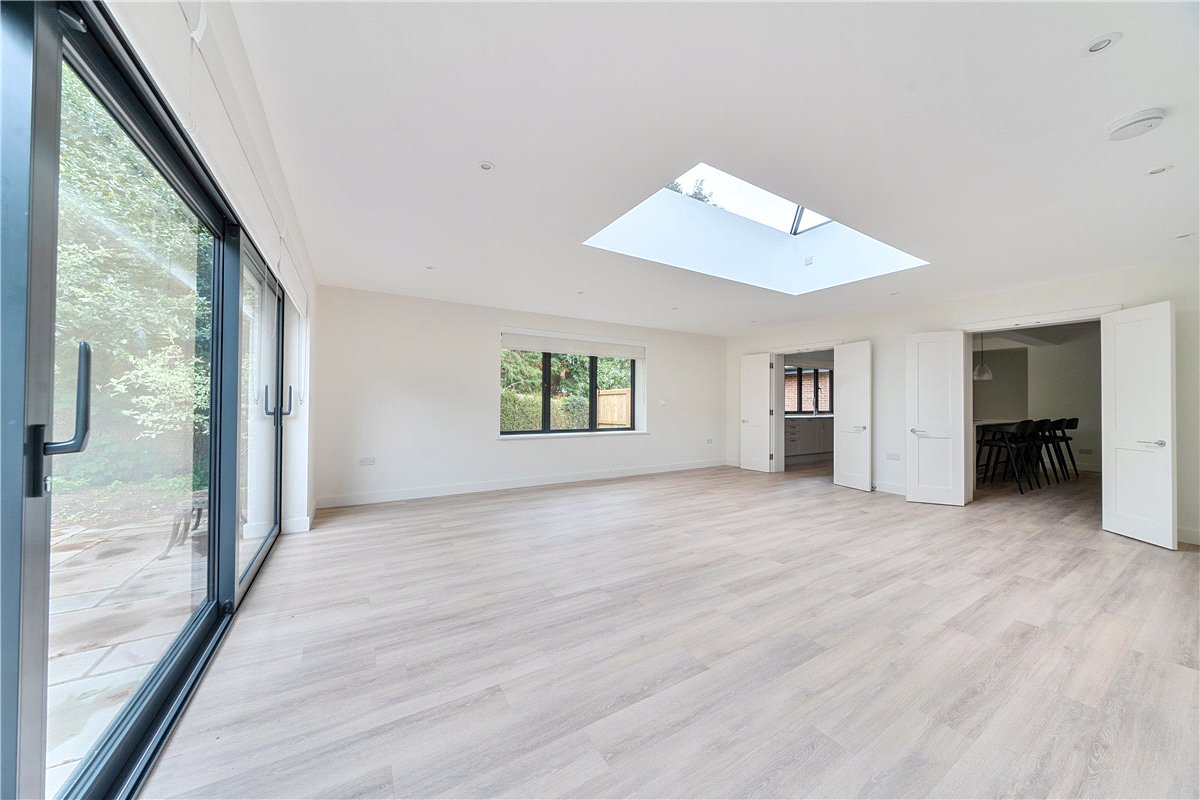 3 bedroom bungalow, Cardigan Road, Marlborough SN8 - Available