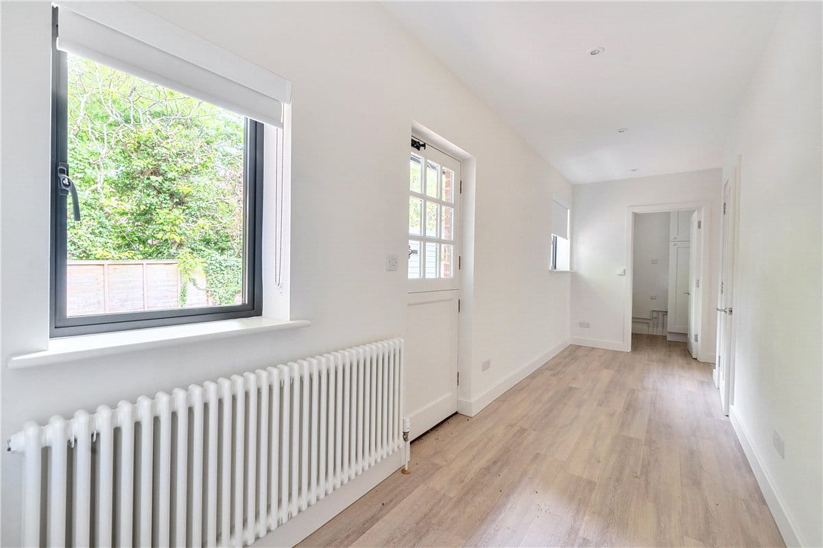 3 bedroom bungalow, Cardigan Road, Marlborough SN8 - Available