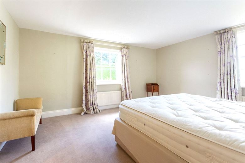 8 bedroom house, Oxenwood, Marlborough SN8 - Available